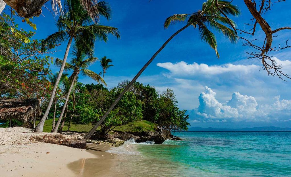 Strand von Cayo Levantado